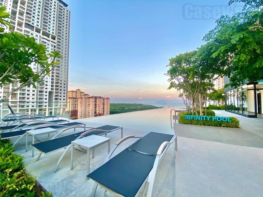 Urban #luxury Leisure #infinity Pool #local Neighbourhood #4pax #2br 2bath #2king #quality Well Maintained #private Host