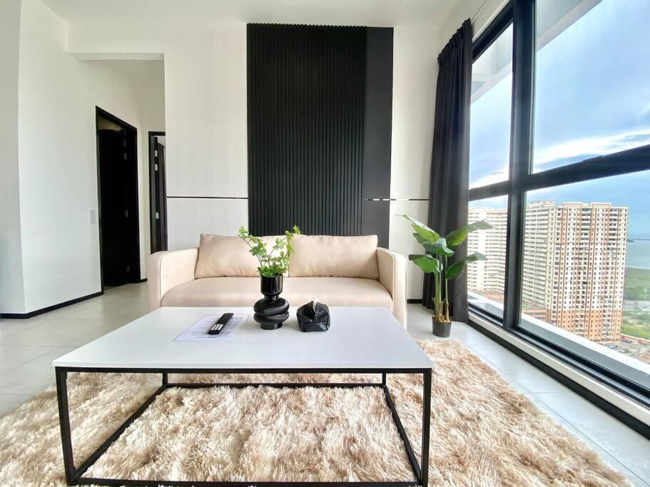 Urban #luxury Leisure #infinity Pool #local Neighbourhood #4pax #2br 2bath #2king #quality Well Maintained #private Host Jelutong